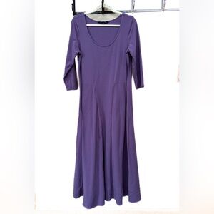 Chadwick’s mid length, knit dress. 3/4 sleeves, scoop neck, detailed seams